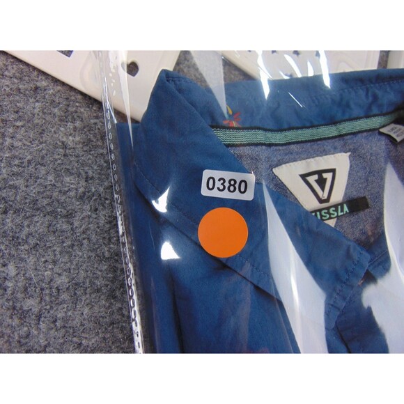 Vissla‎ Shirt Mens XL Blue Short Sleeve Button Front Fireworks Embroidered Surf - Picture 8 of 8